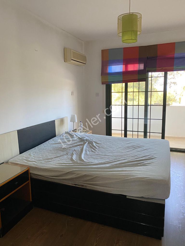 Girne Çatalköy 4+1 Eşyalı Kiralık Villa 700 STG