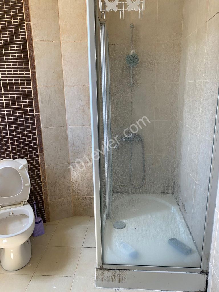 Girne Çatalköy 4+1 Eşyalı Kiralık Villa 700 STG