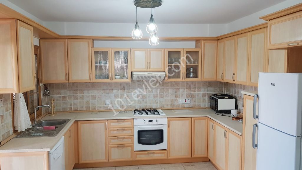 Girne Doğanköy 3+1 Eşyalı Kiralık Daire 3500 TL