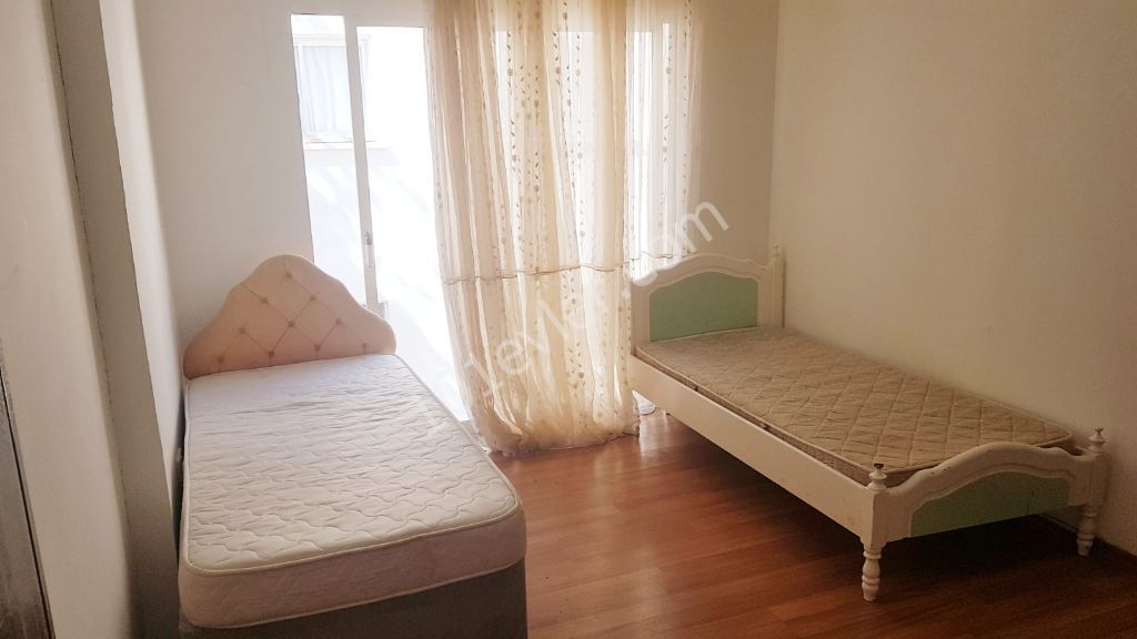 Girne Merkez 3+1 Eşyalı Kiralık Daire 2400 TL