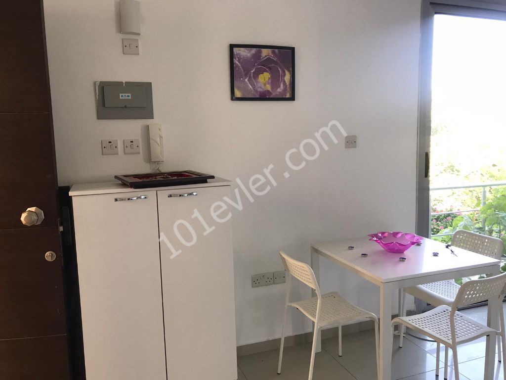 Flat To Rent in Karaoğlanoğlu, Kyrenia