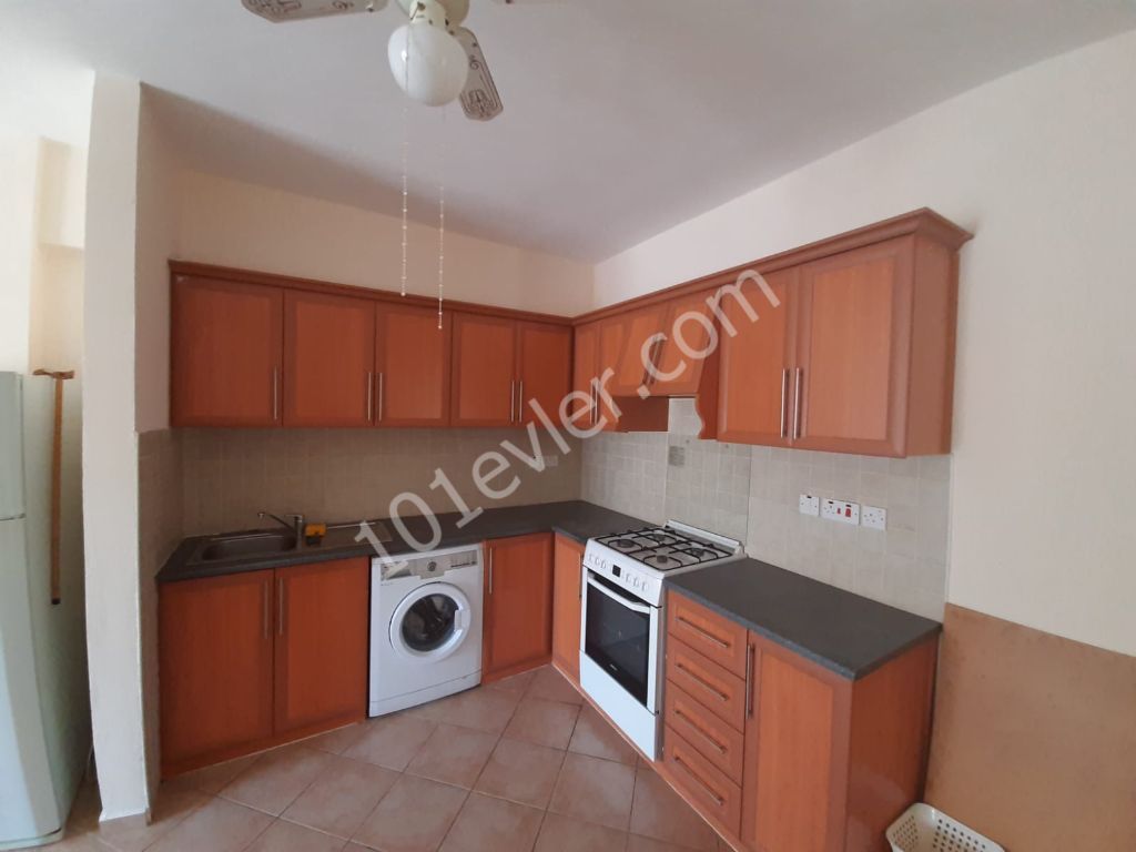 Girne Lapta 2+1 Kiralık Daire 2000 TL