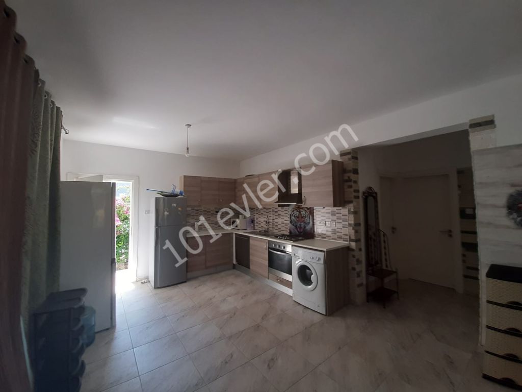 Girne Karaoğlanoğlu 2+1 Satılık Bungalow  75000 STG