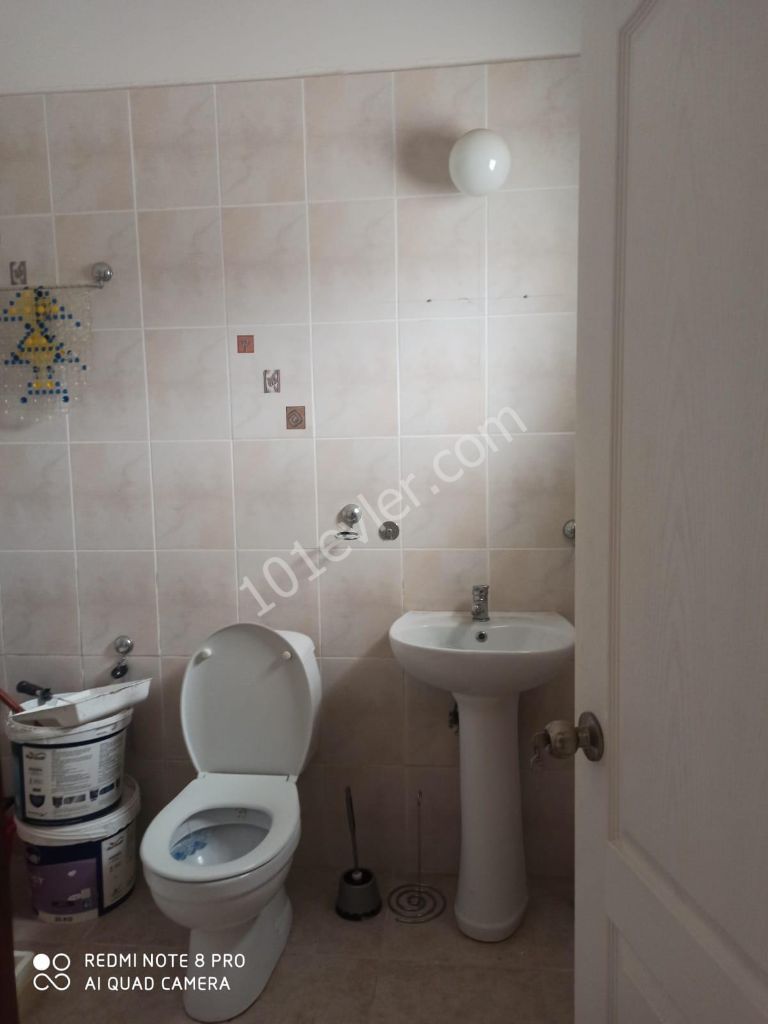 Girne Karaoğlanoğlu 3+1 Kiralık Villa 500 STG