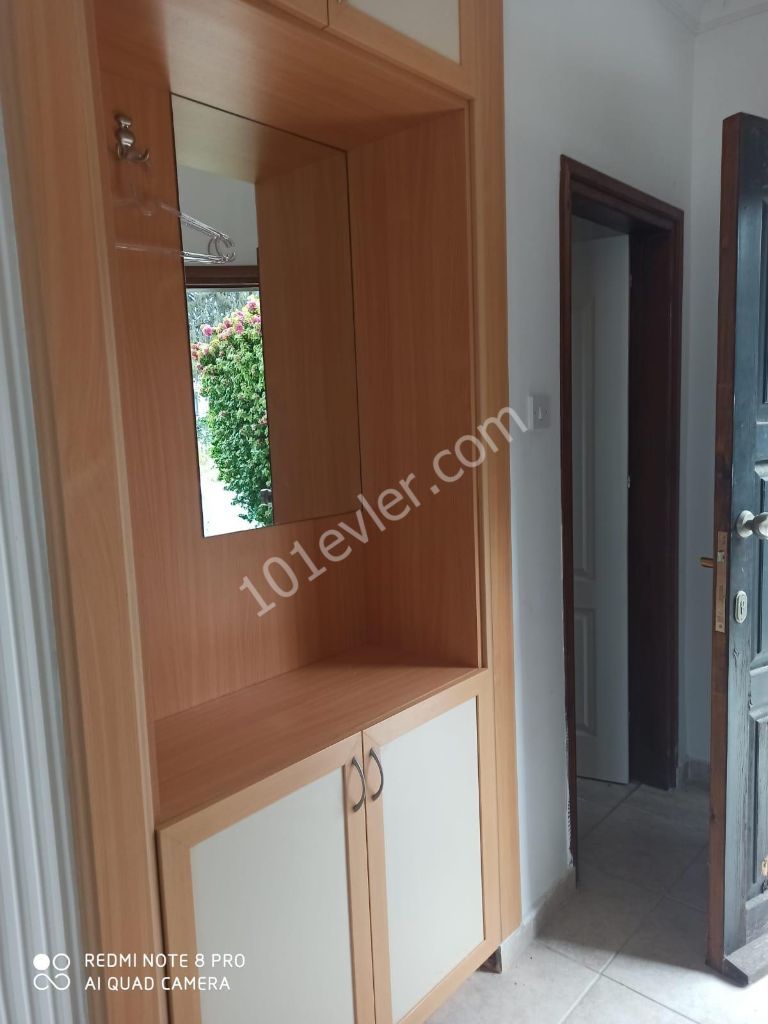 Girne Karaoğlanoğlu 3+1 Kiralık Villa 500 STG