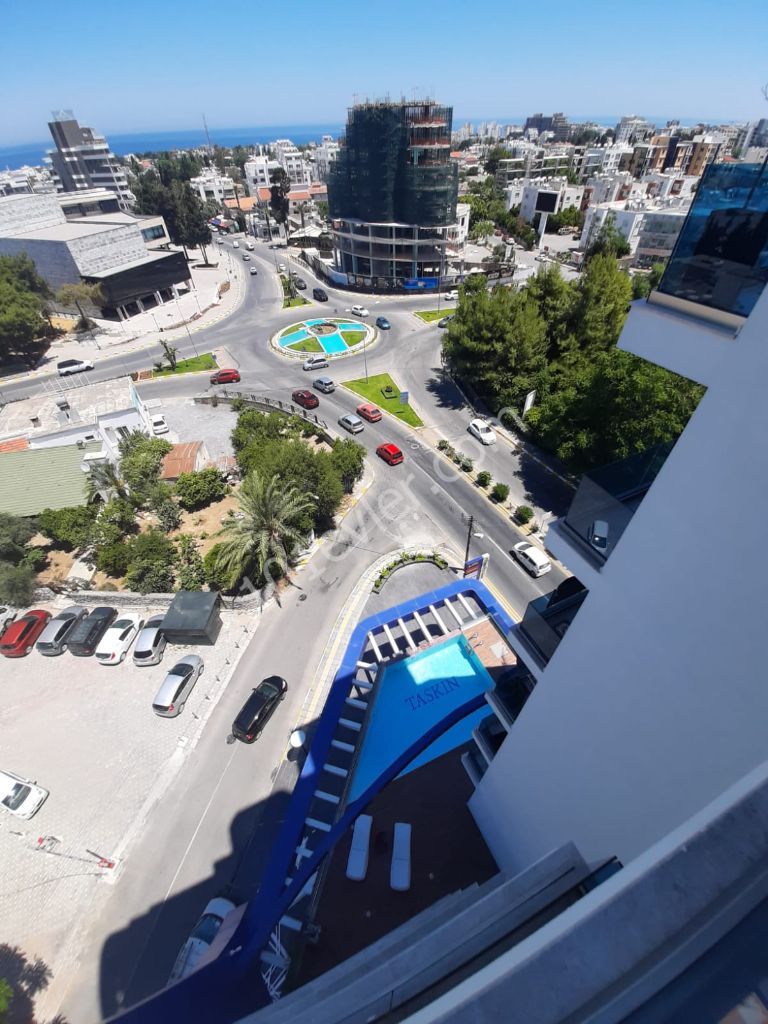 Flat To Rent in Girne Merkez, Kyrenia