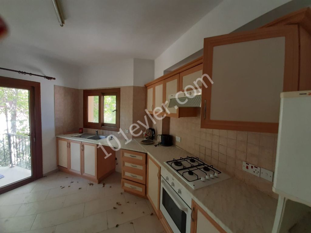 Flat To Rent in Girne Merkez, Kyrenia