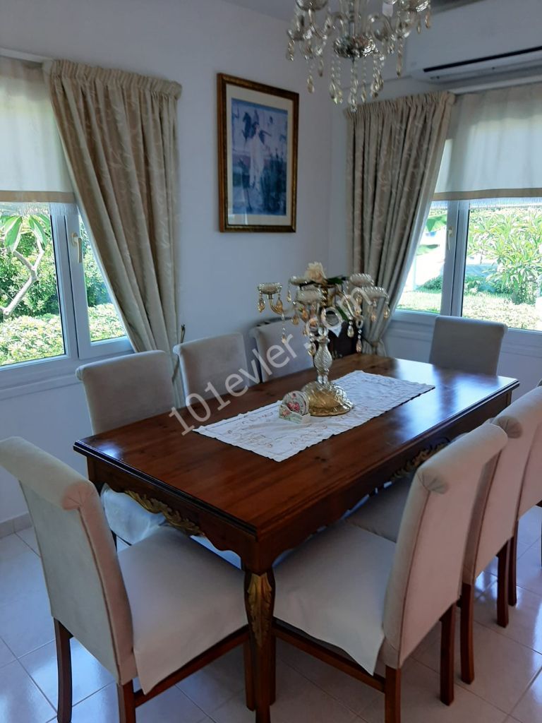 Villa To Rent in Karaoğlanoğlu, Kyrenia