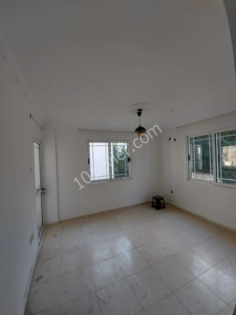 Flat To Rent in Girne Merkez, Kyrenia