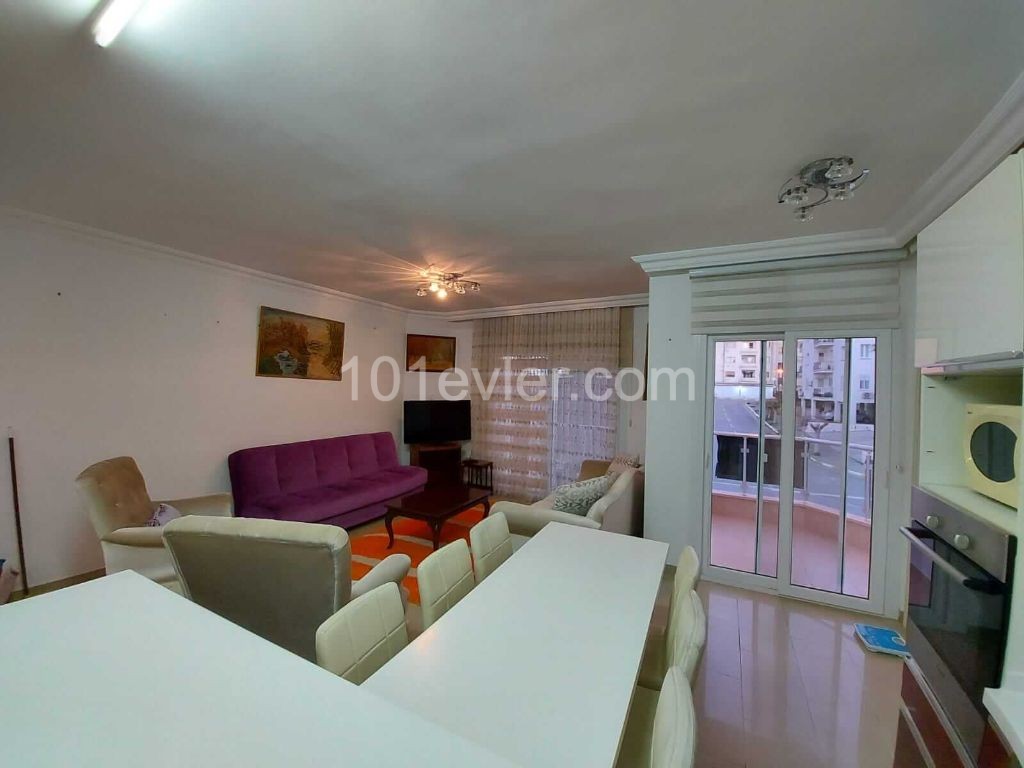 Flat To Rent in Girne Merkez, Kyrenia