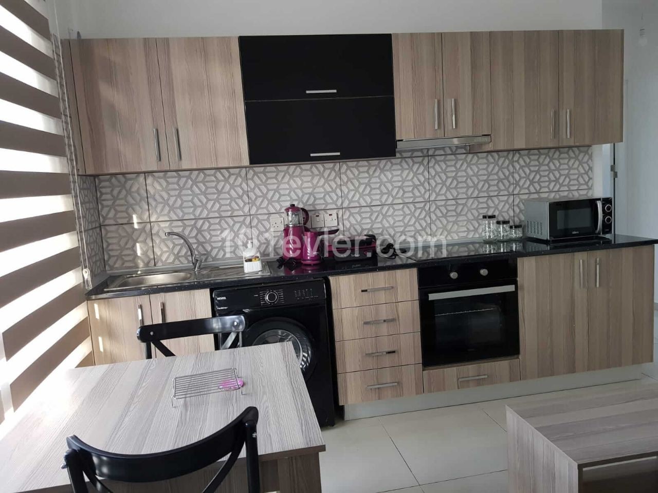 Flat To Rent in Güzelyurt Merkez, Guzelyurt