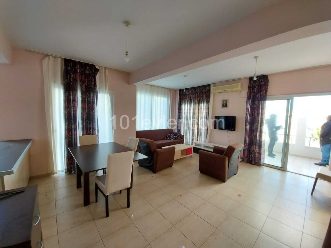 Flat To Rent in Girne Merkez, Kyrenia