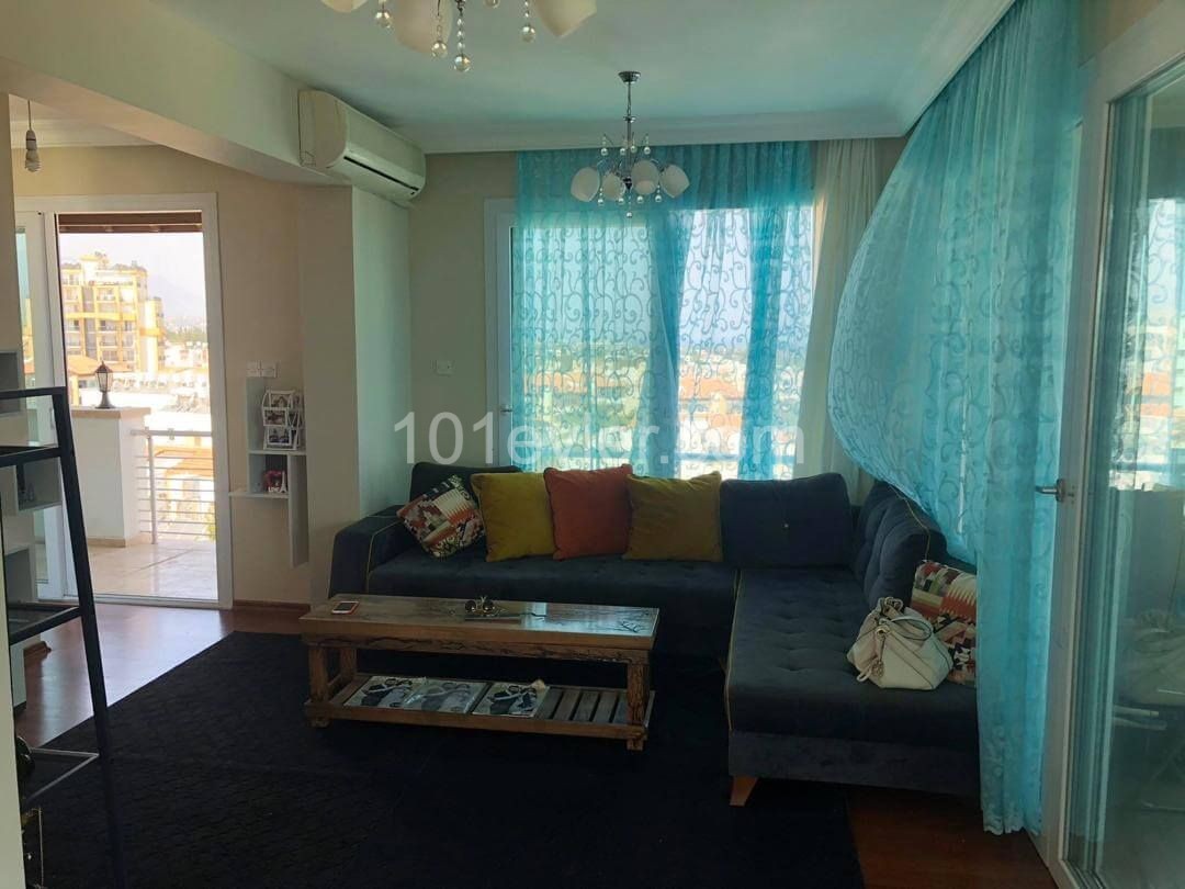 Girne Merkez 2+1 Kiralık Penthouse