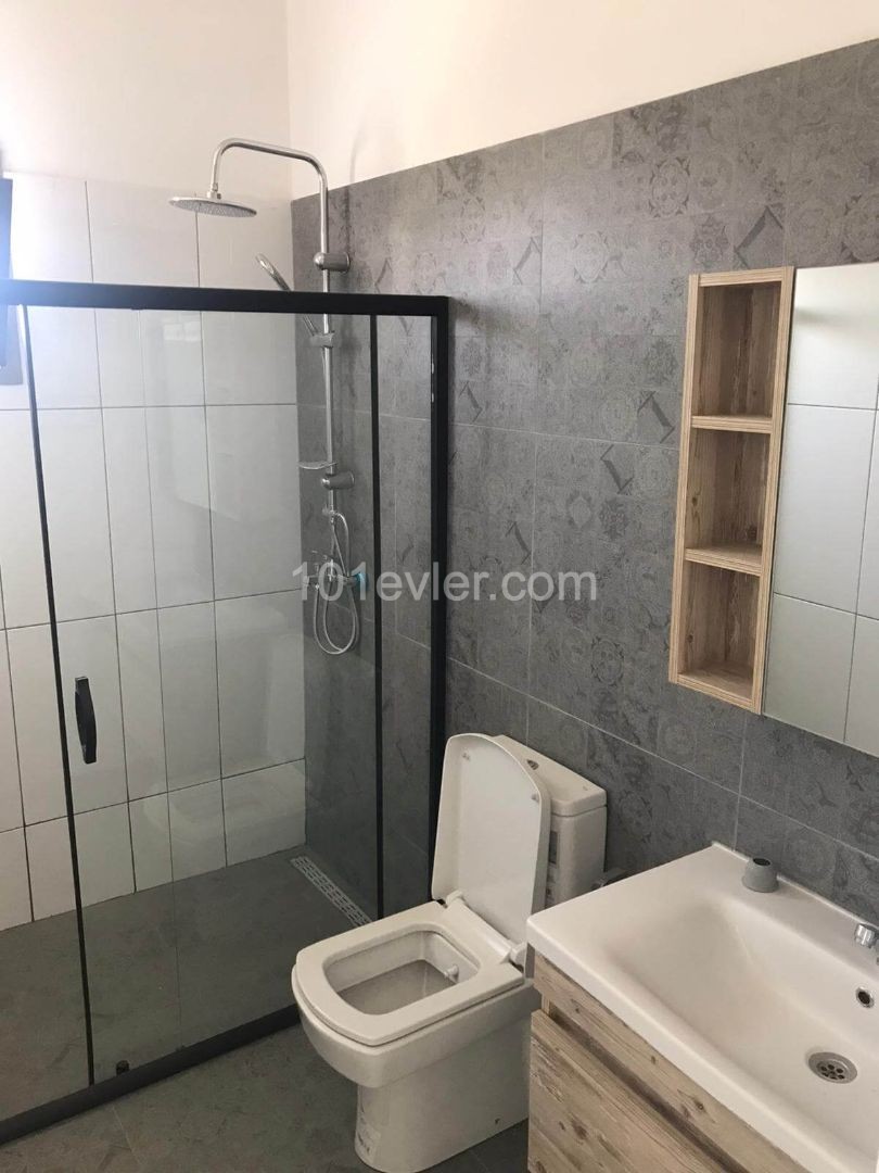 Nikosia Ortaköy 2 + 1 Penthouse zu verkaufen 59000 STG ** 