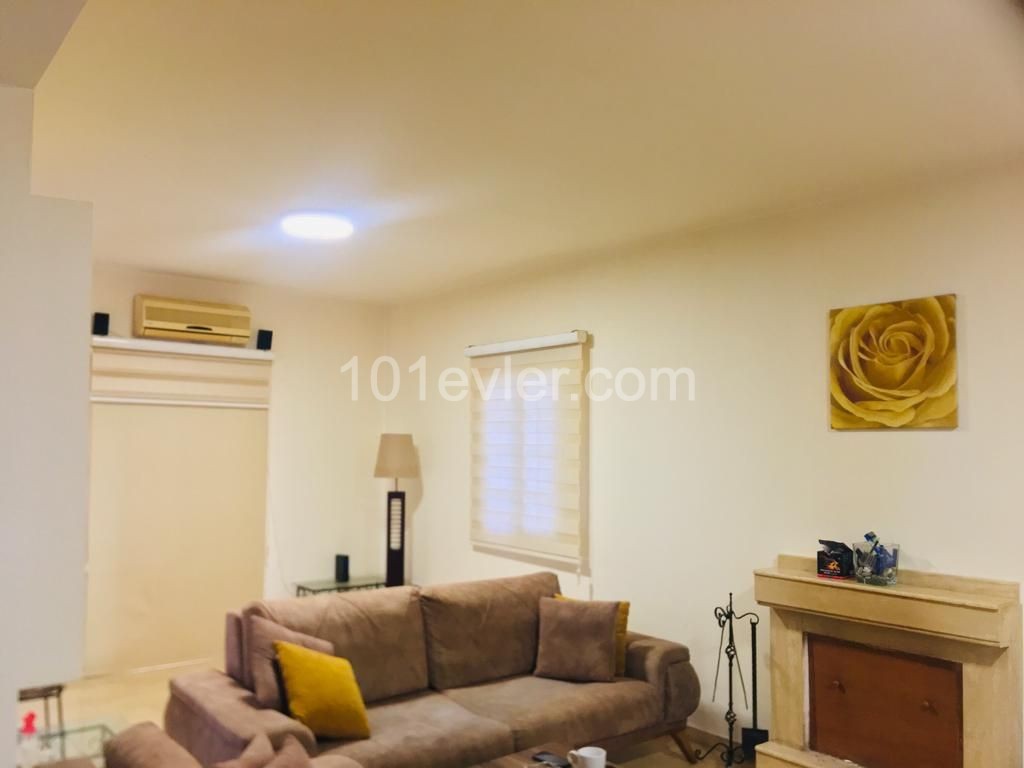 Girne Alsancak 3+1 Satılık Villa