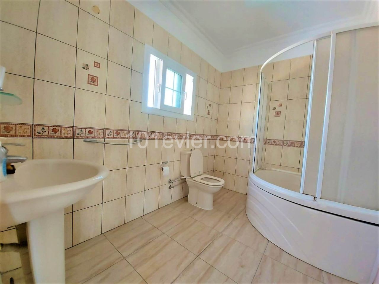 Girne Doğanköy 3+1 Satılık Havuzlu Villa