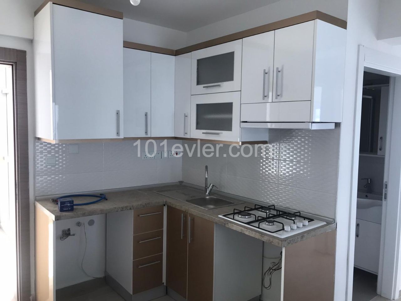 Flat To Rent in Girne Merkez, Kyrenia