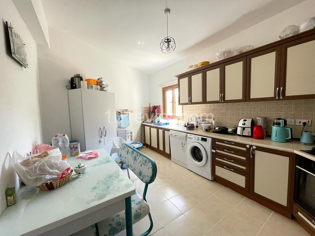 3+1 Wohnung Zum Verkauf In Kyrenia Alsancak ** 