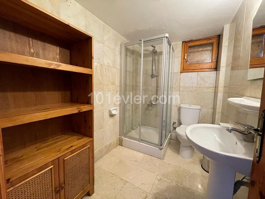 Girne Bellapais 2+1 Flat For Rent ** 