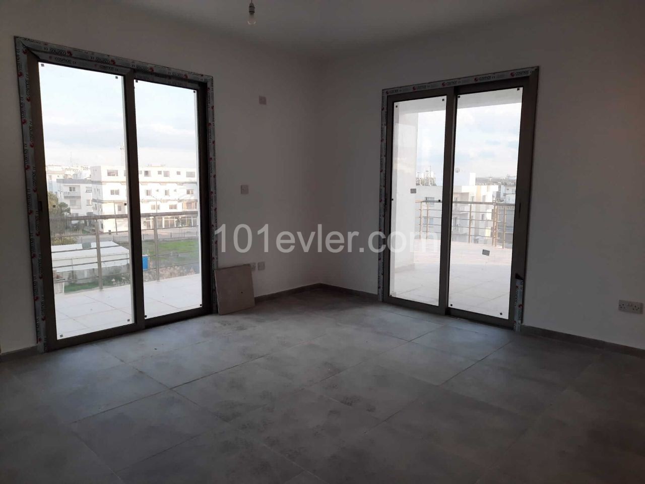 2+1 and 3+1 Flats for Sale in Nicosia Gçönyeli ** 