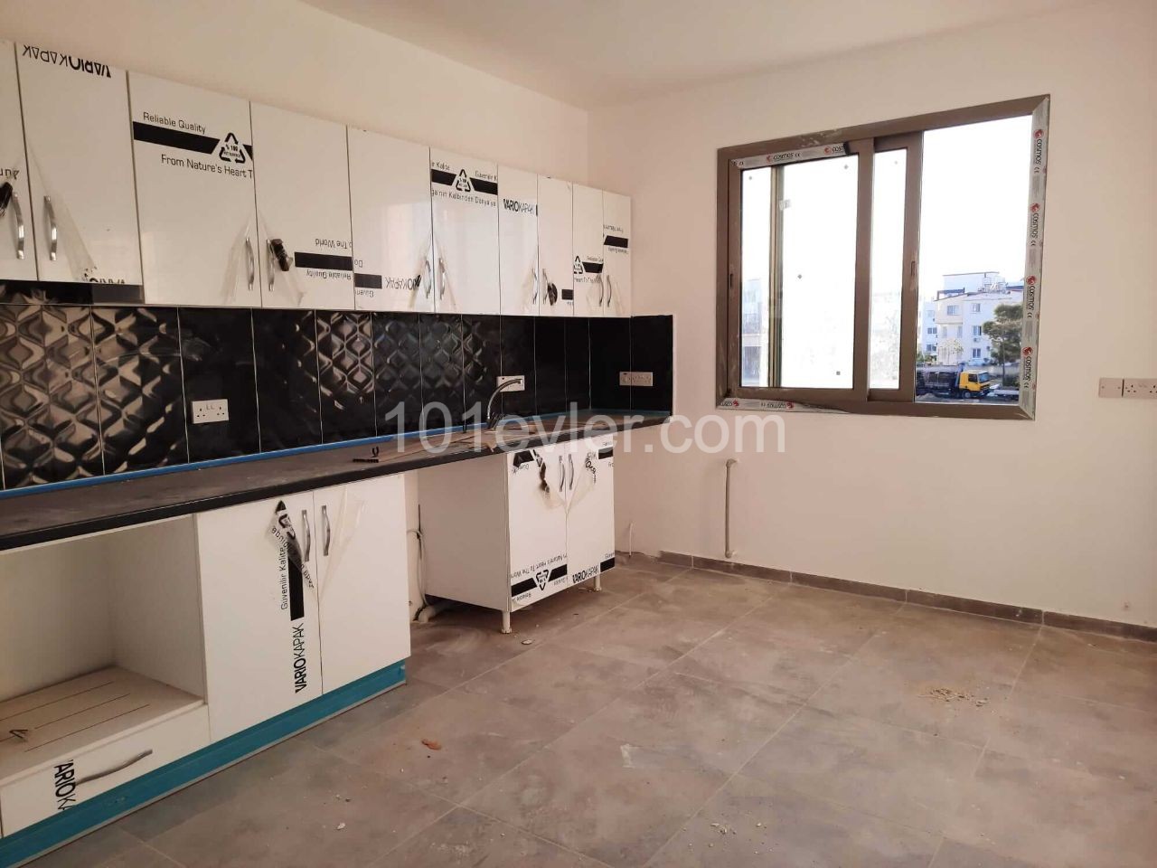 2+1 and 3+1 Flats for Sale in Nicosia Gçönyeli ** 