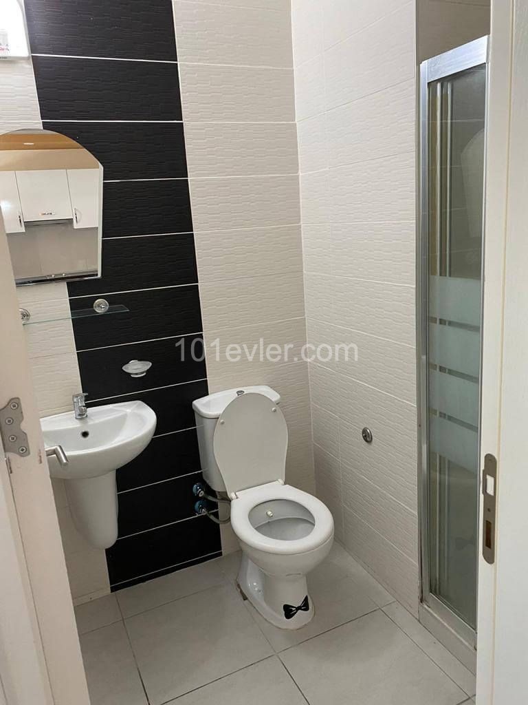 Girne Merkez 2+1 Kiralık Penthouse