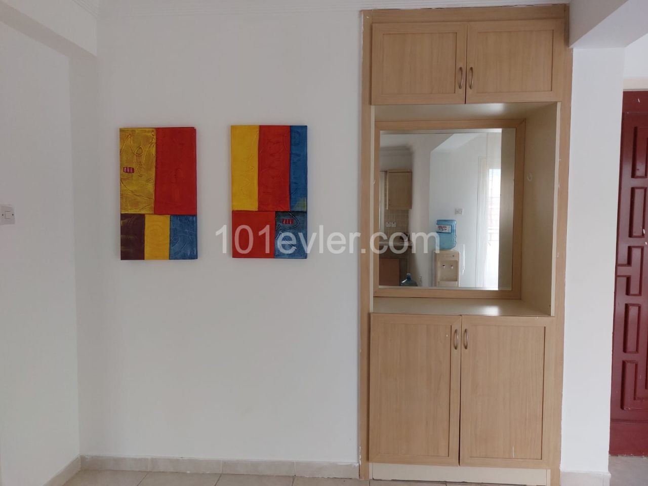 Kyrenia Zentrum 2 + 1 Wohnung Zu Verkaufen ** 