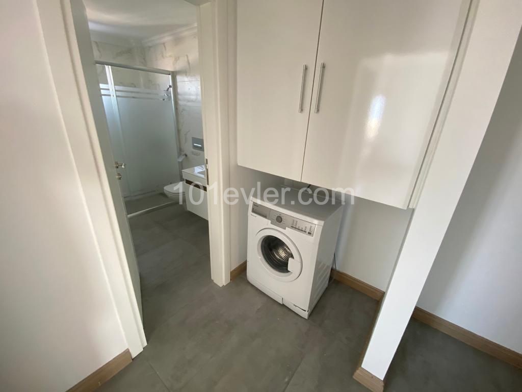 Girne Merkezde sıfır satılık 2+1 çok geniş daire