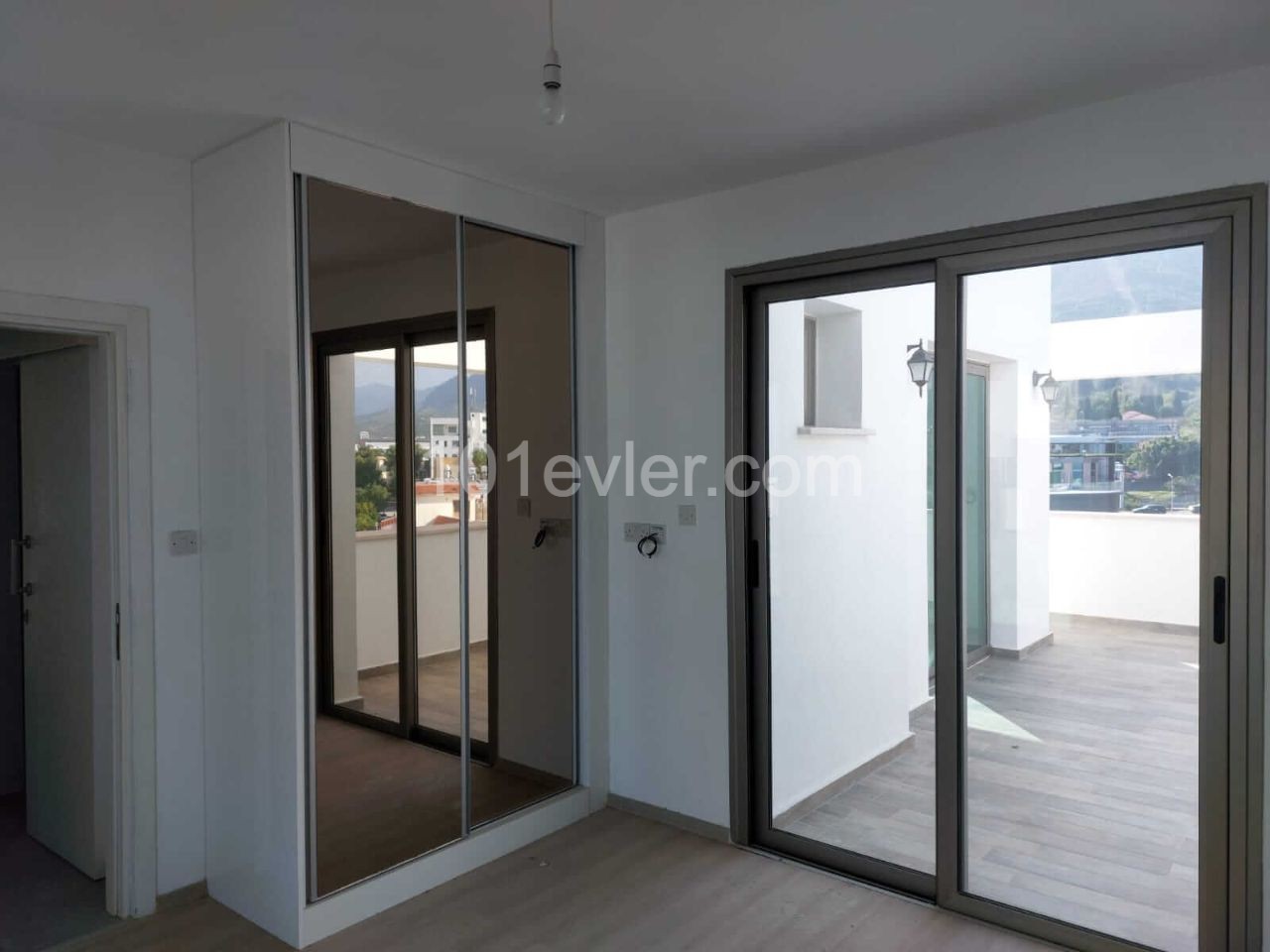 Girne Merkez 3+1 Satılık Penthouse