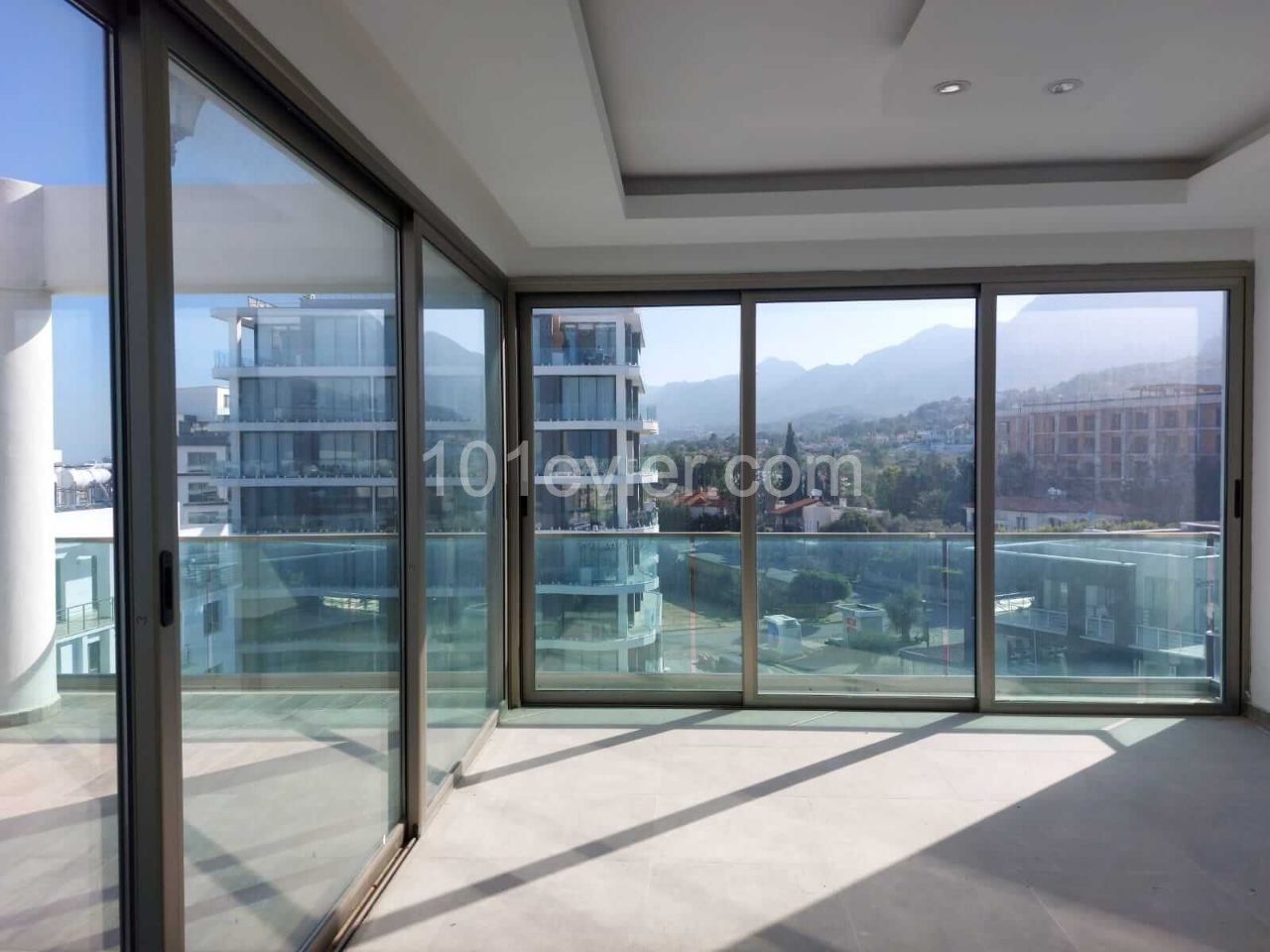 Girne Merkez 3+1 Satılık Penthouse