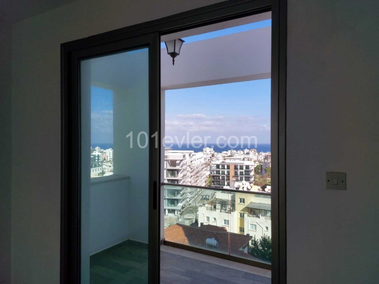 Girne Merkez 3+1 Satılık Penthouse