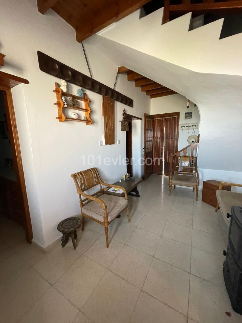 Girne Bellapais 3+1 Detached House for Rent ** 