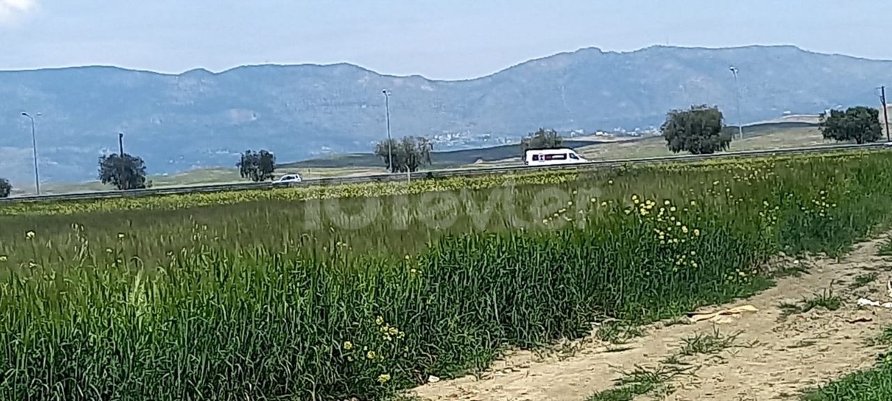 BAULAND FÜR DEN BAU VON PAKETEN INNERHALB DES INDUSTRIEGEBIETS VON NIKOSIA ALAYKÖY. ** 