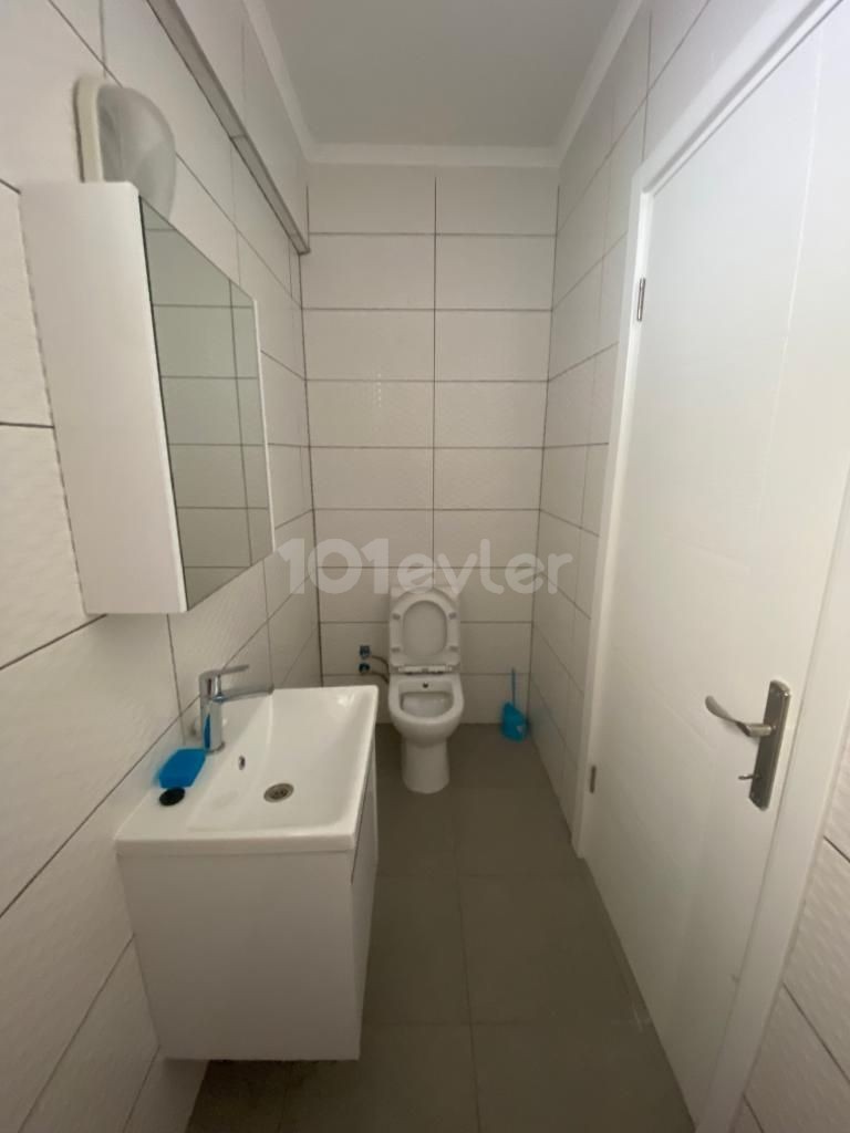 Kyrenia Çatalköy 3+1 Penthouse Apartment for Rent ** 