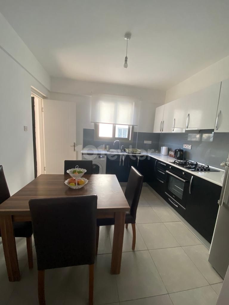 Kyrenia Chatalköy 3 + 1 Penthouse Zu Vermieten ** 