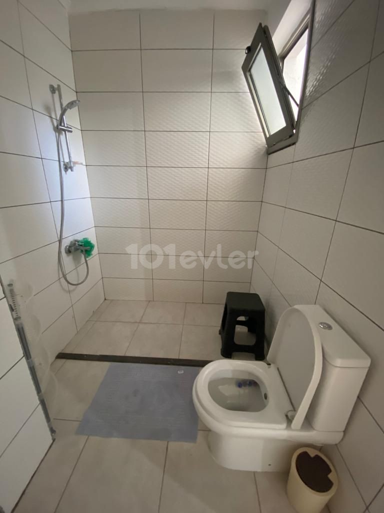 Kyrenia Chatalköy 3 + 1 Penthouse Zu Vermieten ** 