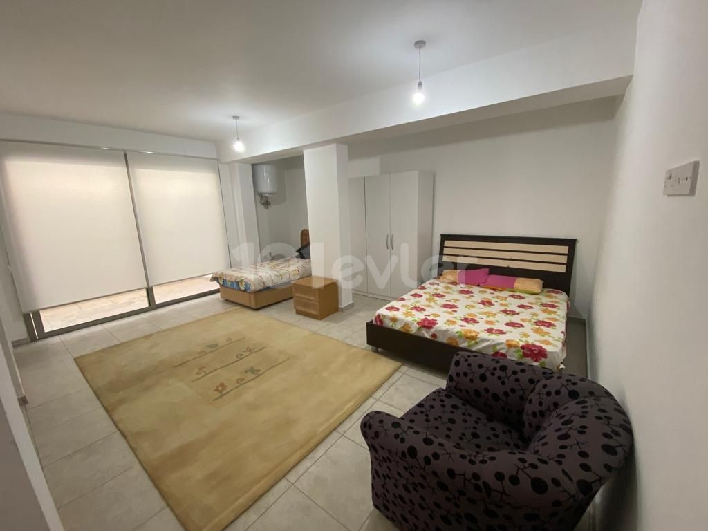 Kyrenia Chatalköy 3 + 1 Penthouse Zu Vermieten ** 