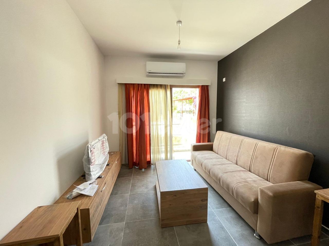 Kyrenia Central 1+1 Apartment for Rent ** 