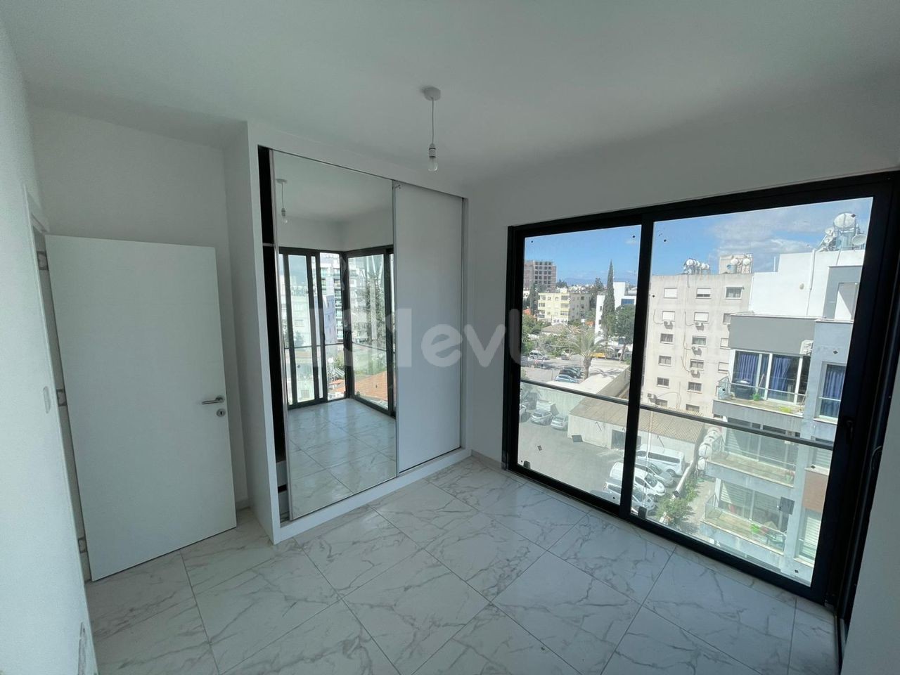 Nicosia Yenisehir 2+1 Apartment for Sale ** 