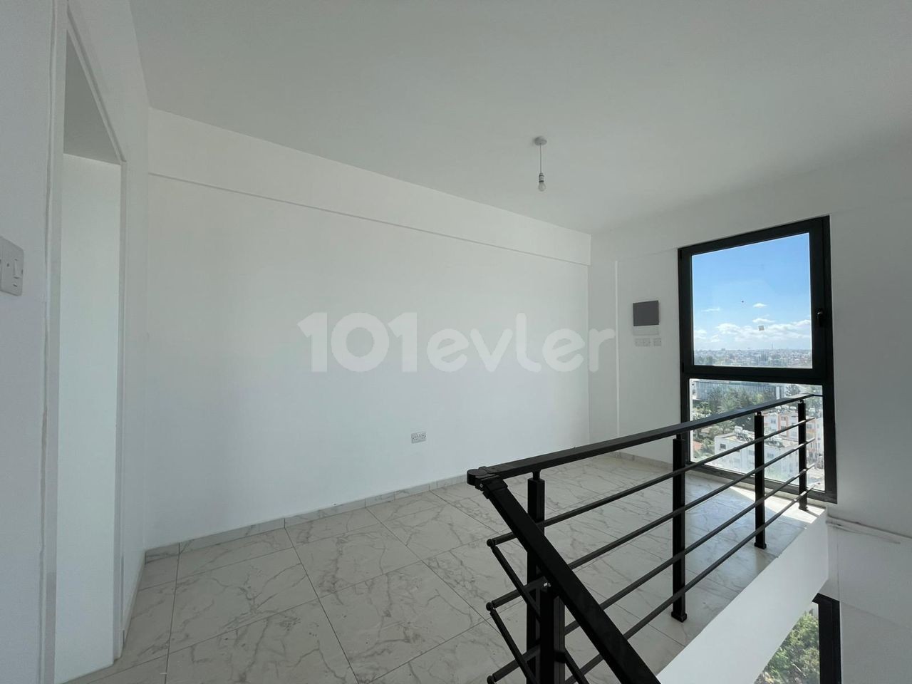 Nicosia Yenişehir Penthouse 3+1 Apartment for Sale ** 