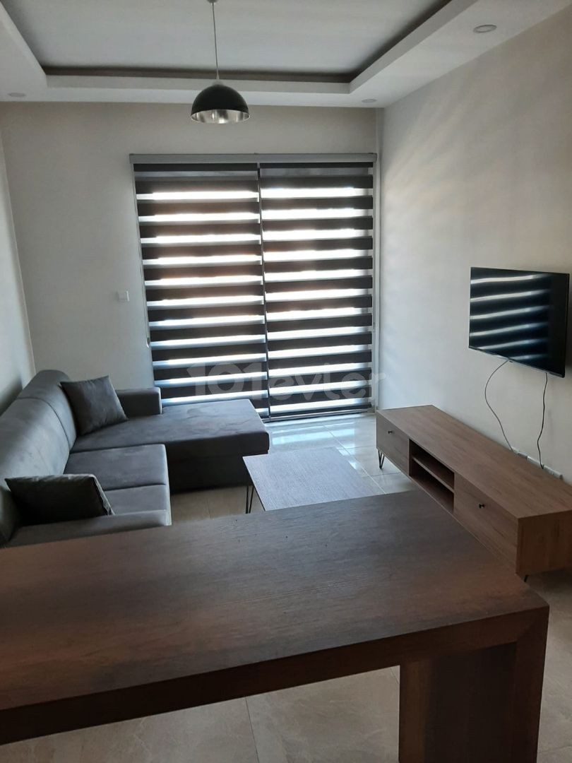 Kyrenia Zentrum 2 + 1 Wohnung Zu Vermieten ** 