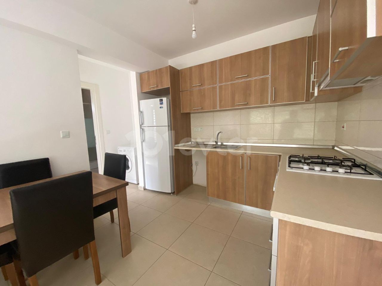 Kyrenia Zentrum 1+1 Wohnung Zu Vermieten ** 