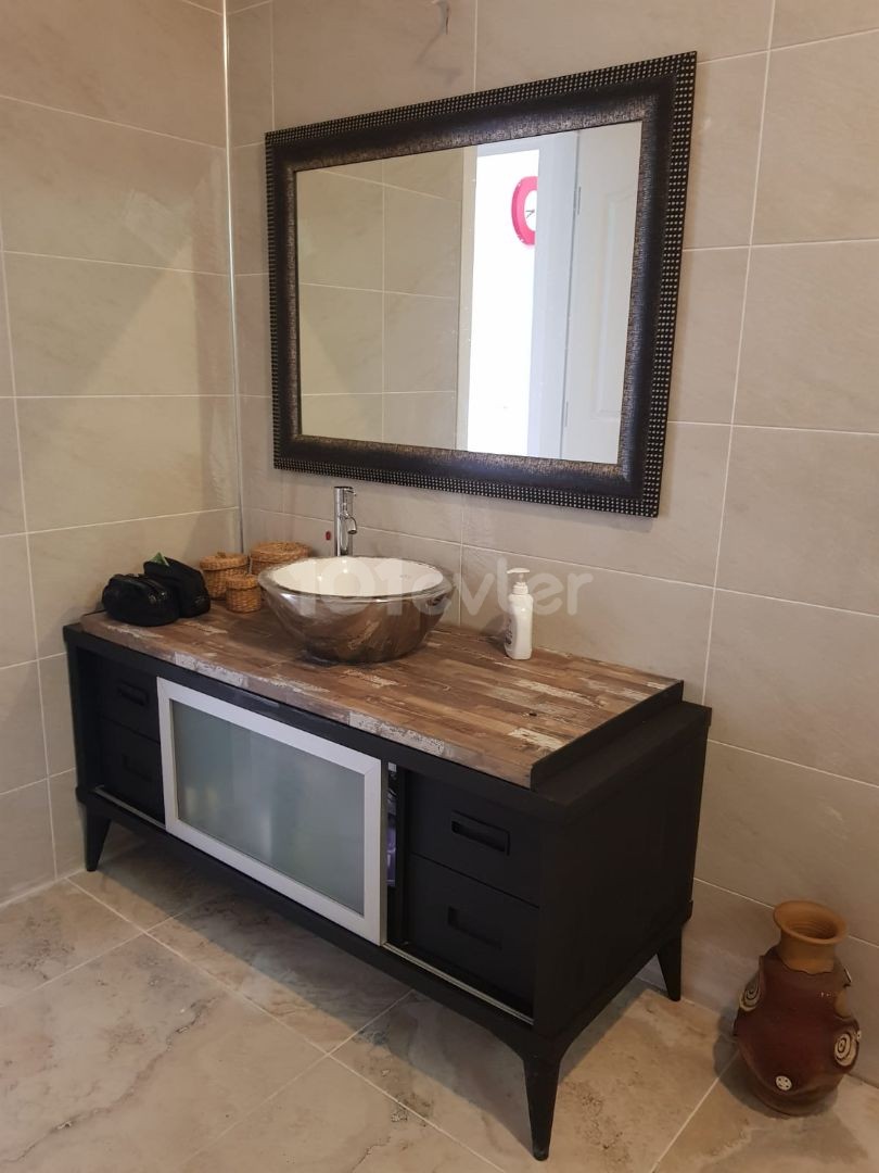 Kyrenia Esentepe 3 + 1 Villa for Rent ** 