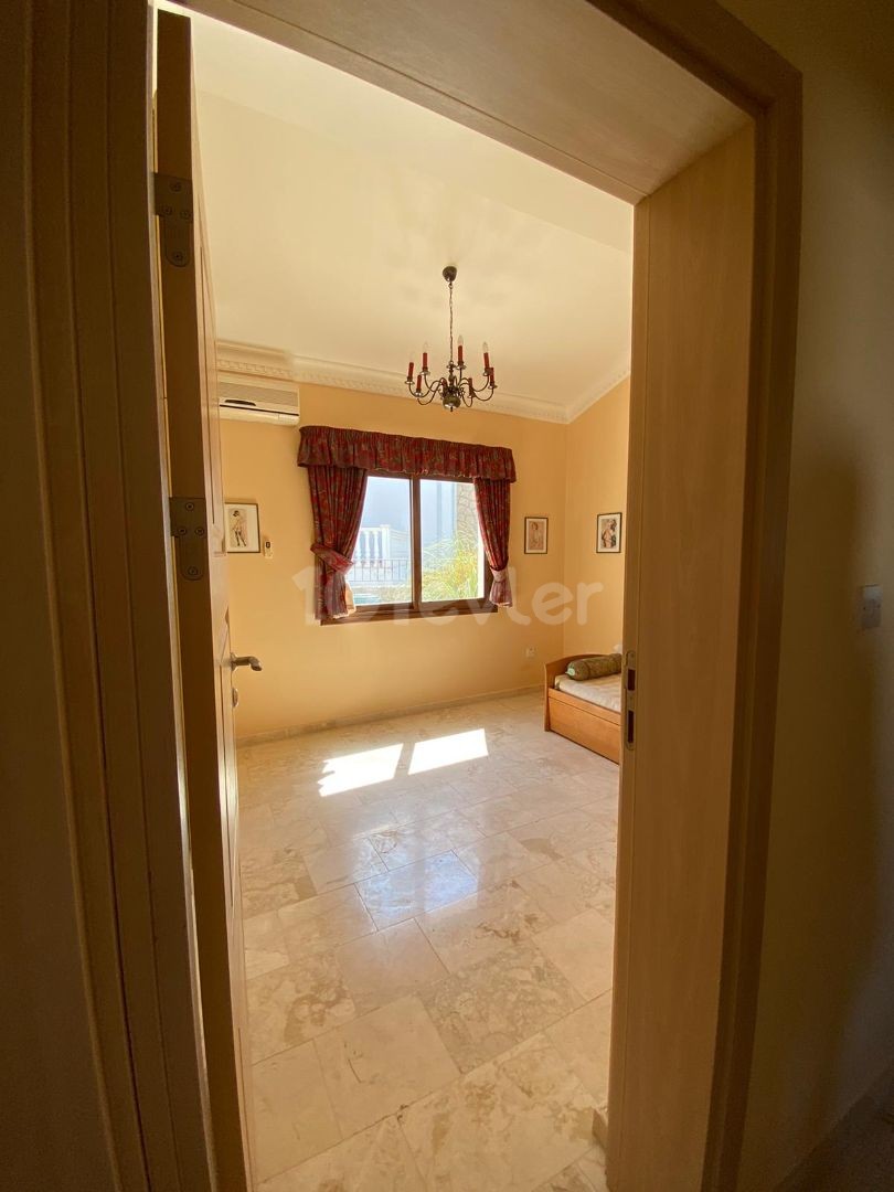 Kyrenia Esentepe 3 + 1 Villa For Sale ** 