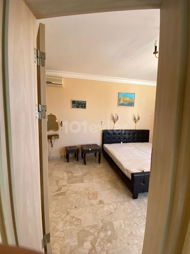 Kyrenia Esentepe 3 + 1 Villa For Sale ** 