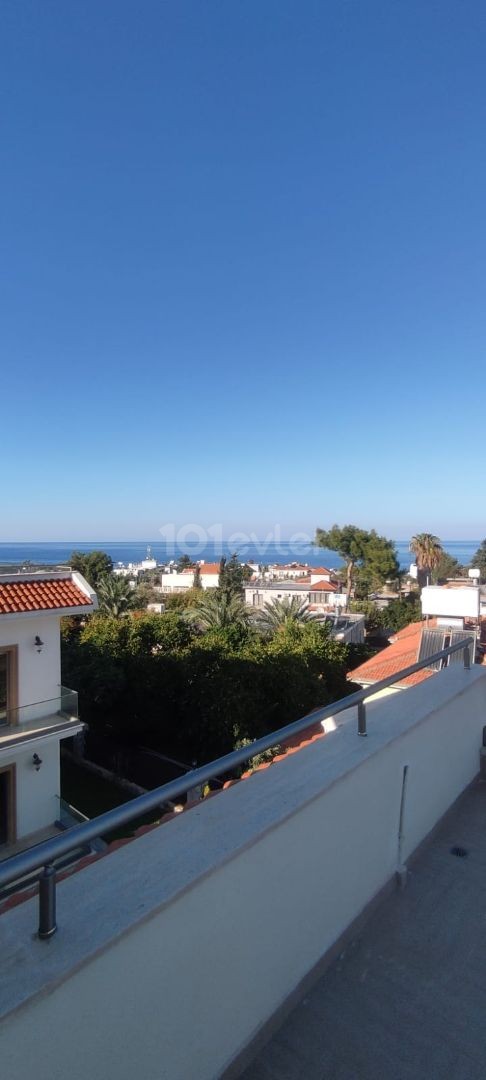 Girne Alsancak 3+1 Satılık Villa