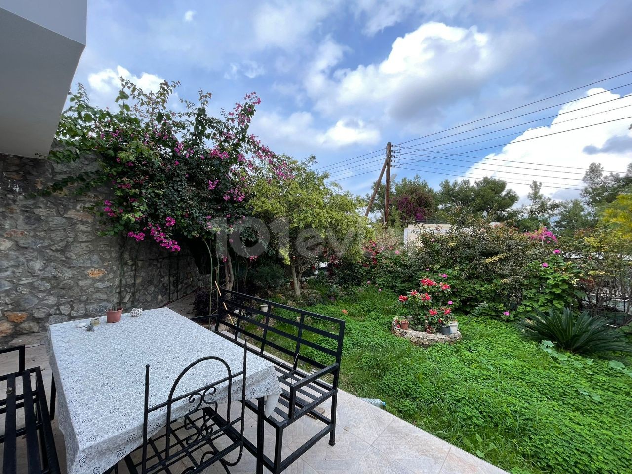 Detached House For Sale in Zeytinlik, Kyrenia