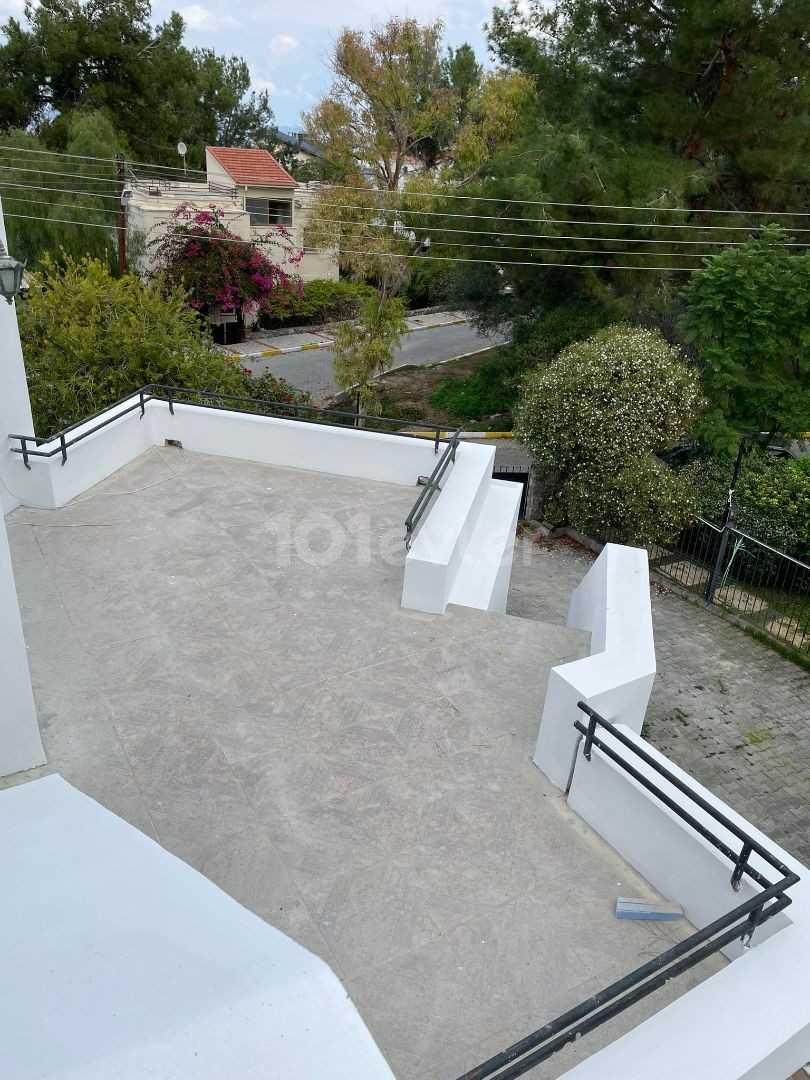 Detached House For Sale in Zeytinlik, Kyrenia