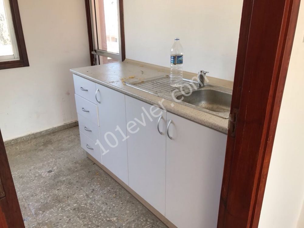 Flat To Rent in Küçük Kaymaklı, Nicosia