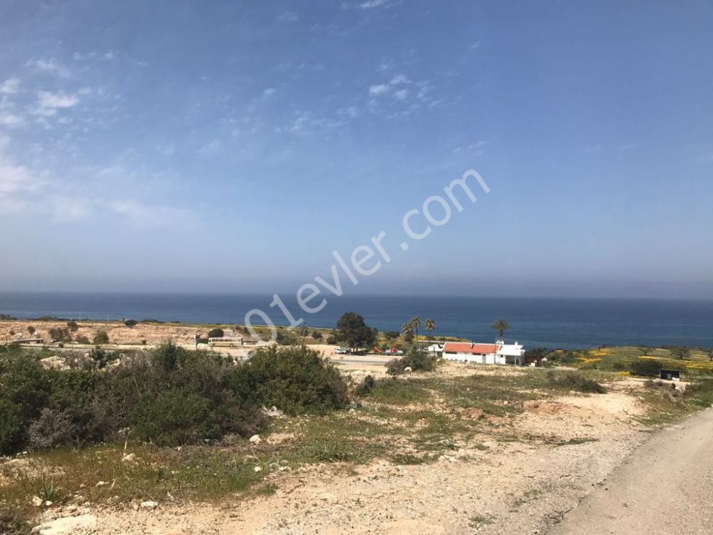 Residential Zoned Plot For Sale in Alagadi, Kyrenia